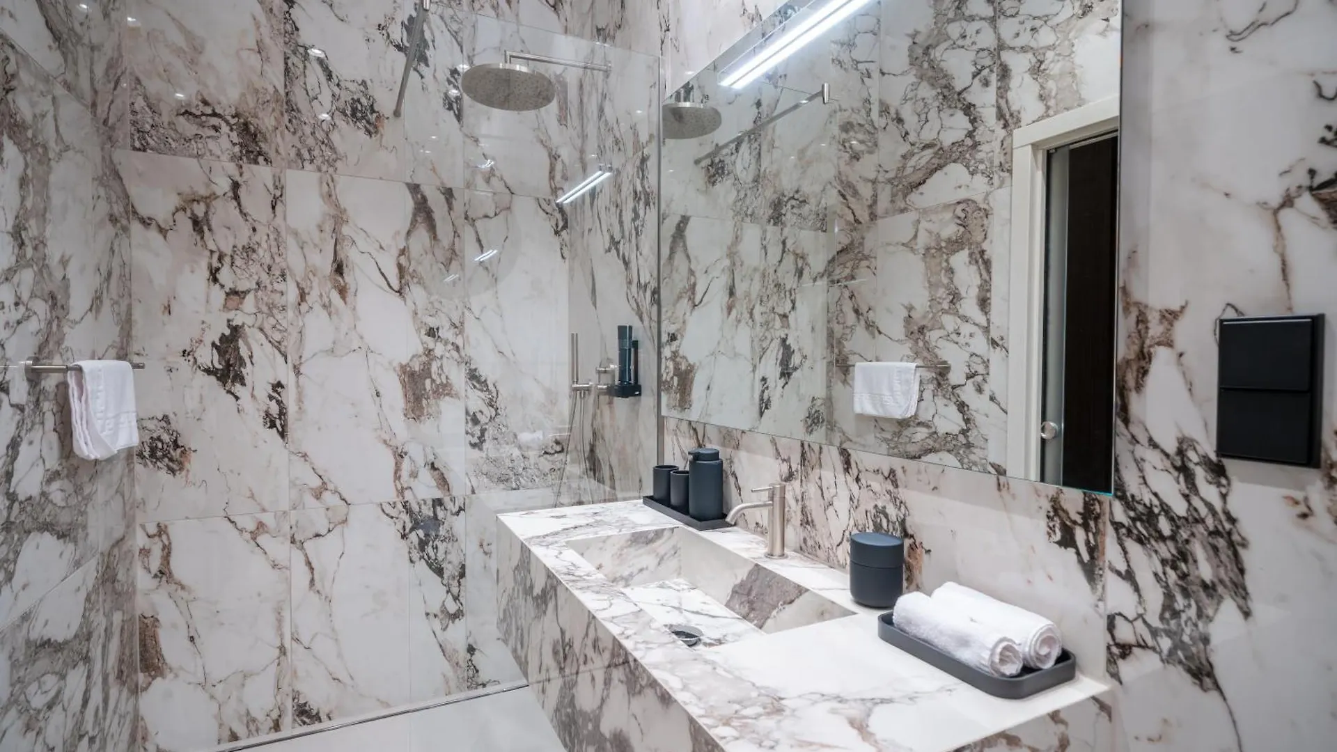 Damas Suites Budapest